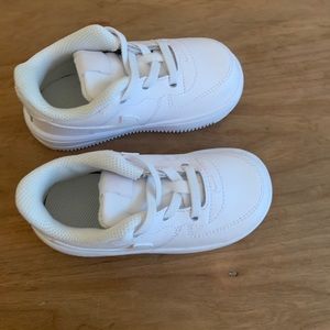 Infant sneakers
